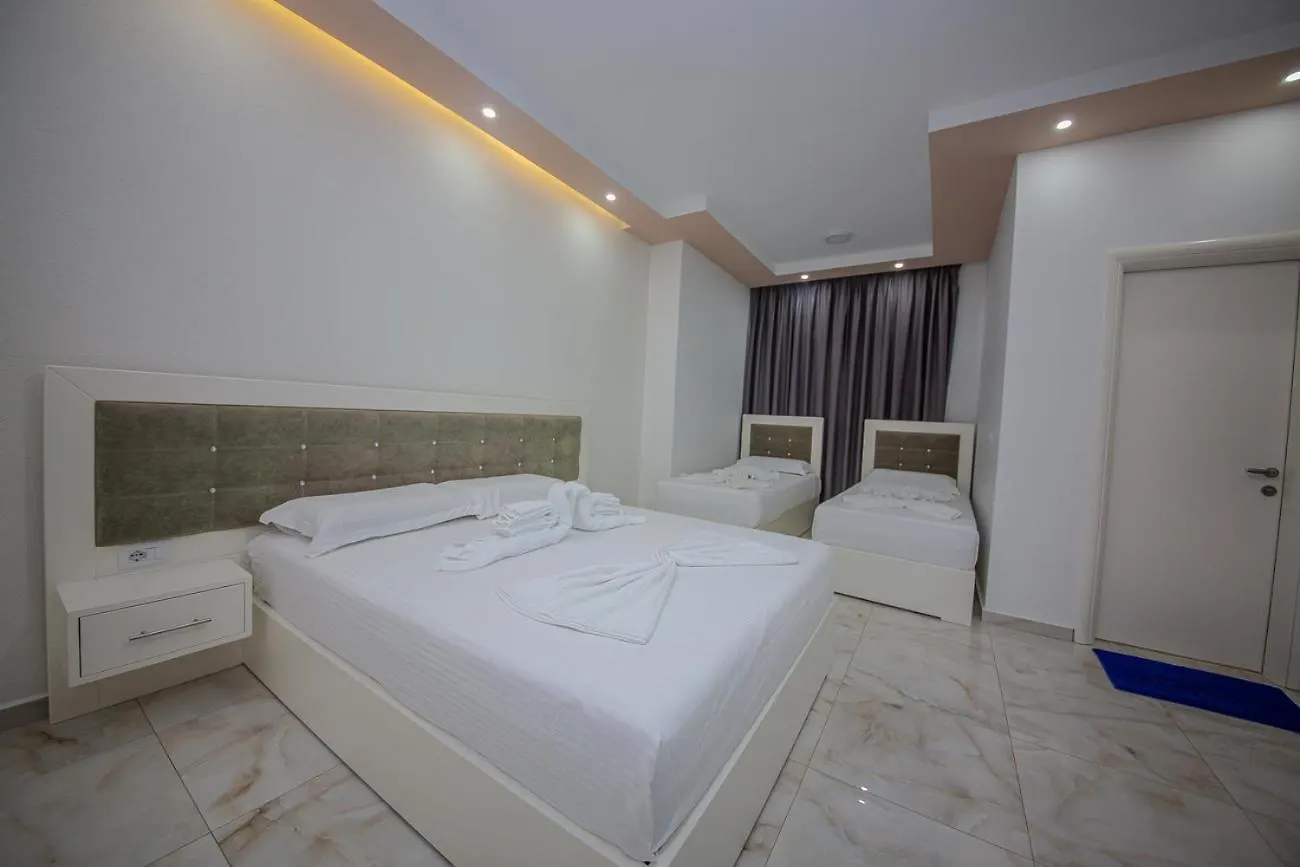*** Апарт-отель Hotel Landi Ксамил Албания